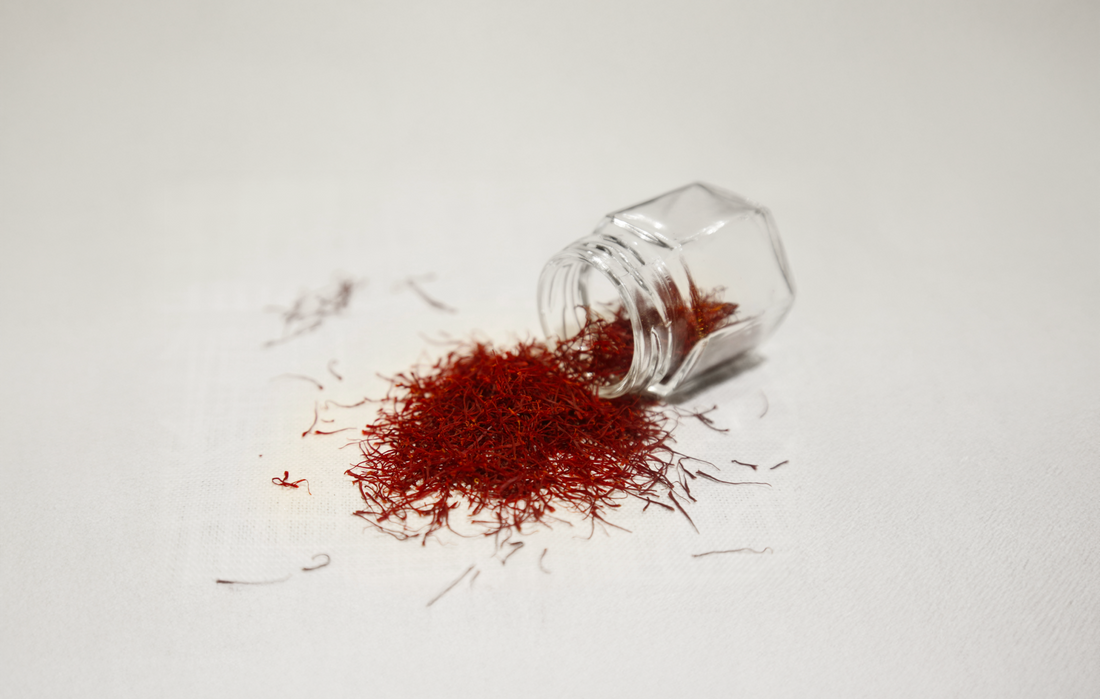 Safran Rouge Bienfaits du safran : humeur, stress et équilibre émotionnel – Nutrimuscle