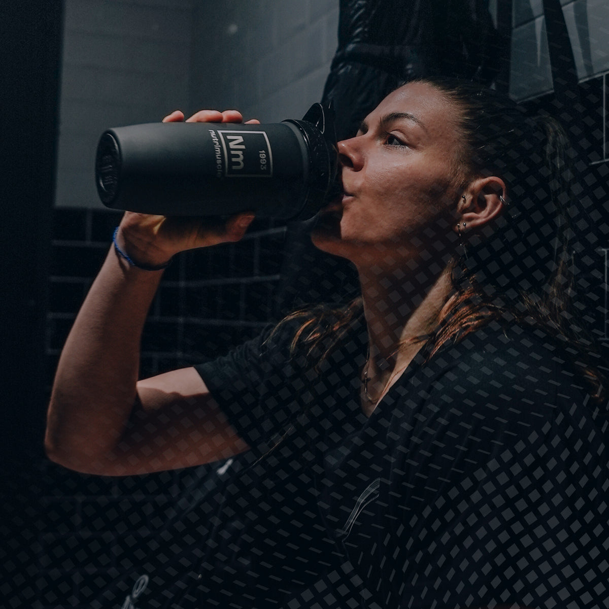 image description shaker